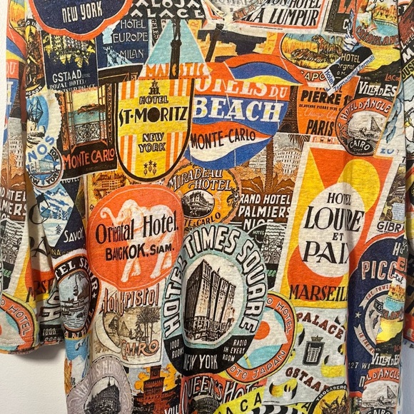 PRINTED ARTWORKS B A Travel Printed lightweight V-neck Linen blend oversized top - Picture 4 of 9